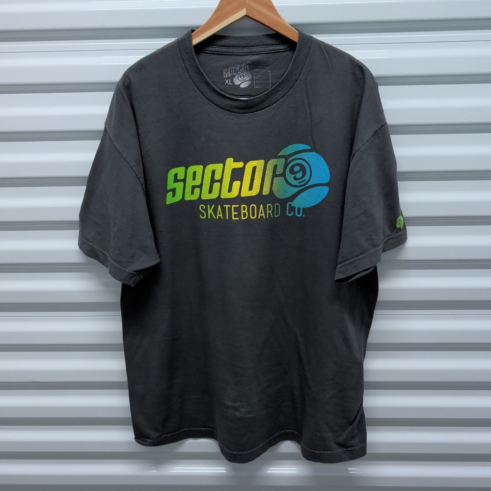 Sector 9 Skateboard Co Size XL Men Black Graphic T-Shirt Gradient Logo Skate Tee